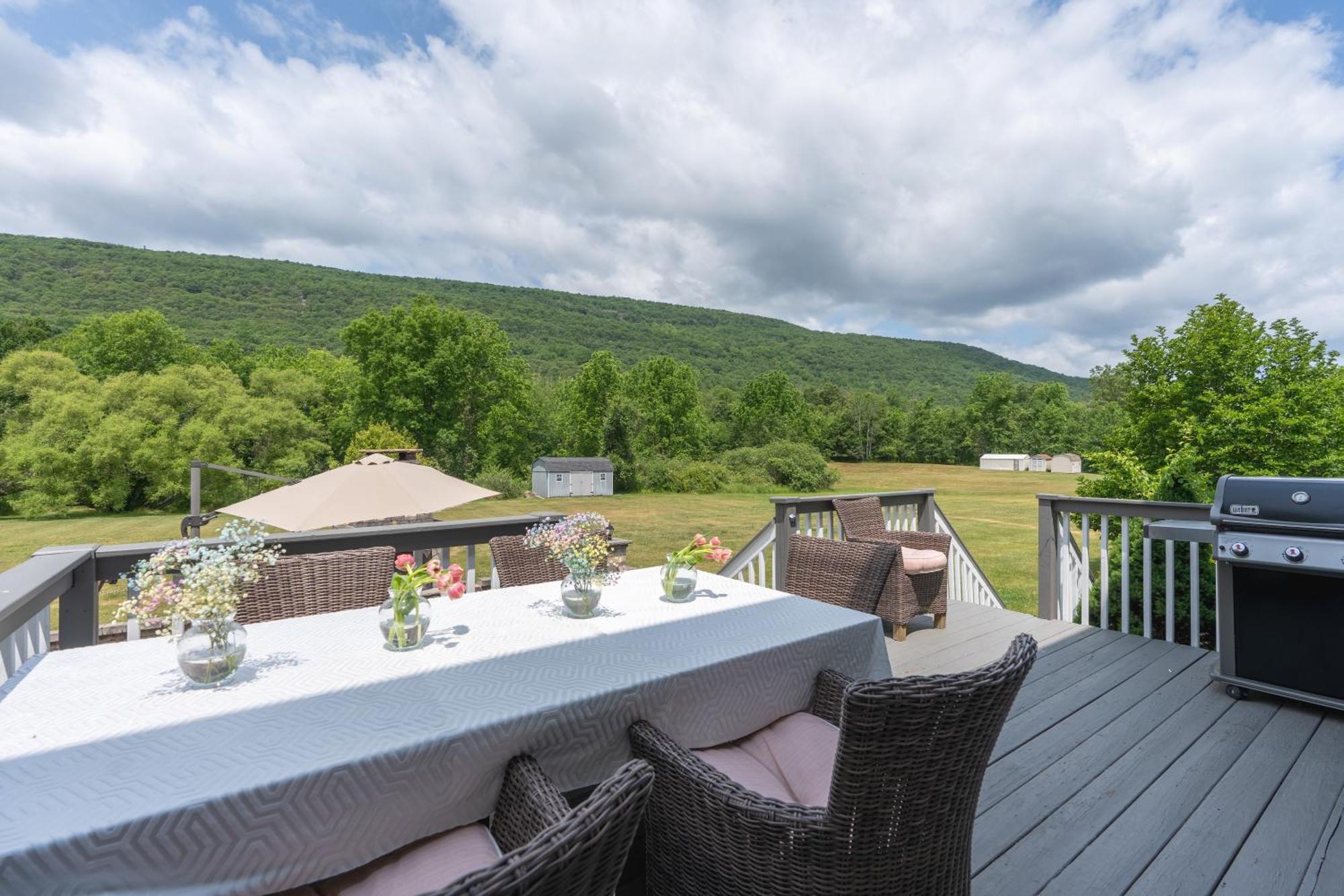 Malkita'S Mountain View Villa Woodbury  Exterior photo
